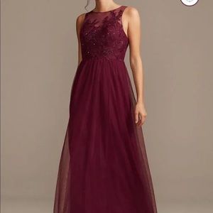 David’s Bridal Sleeveless Embroidered Dress in Wine Size 4